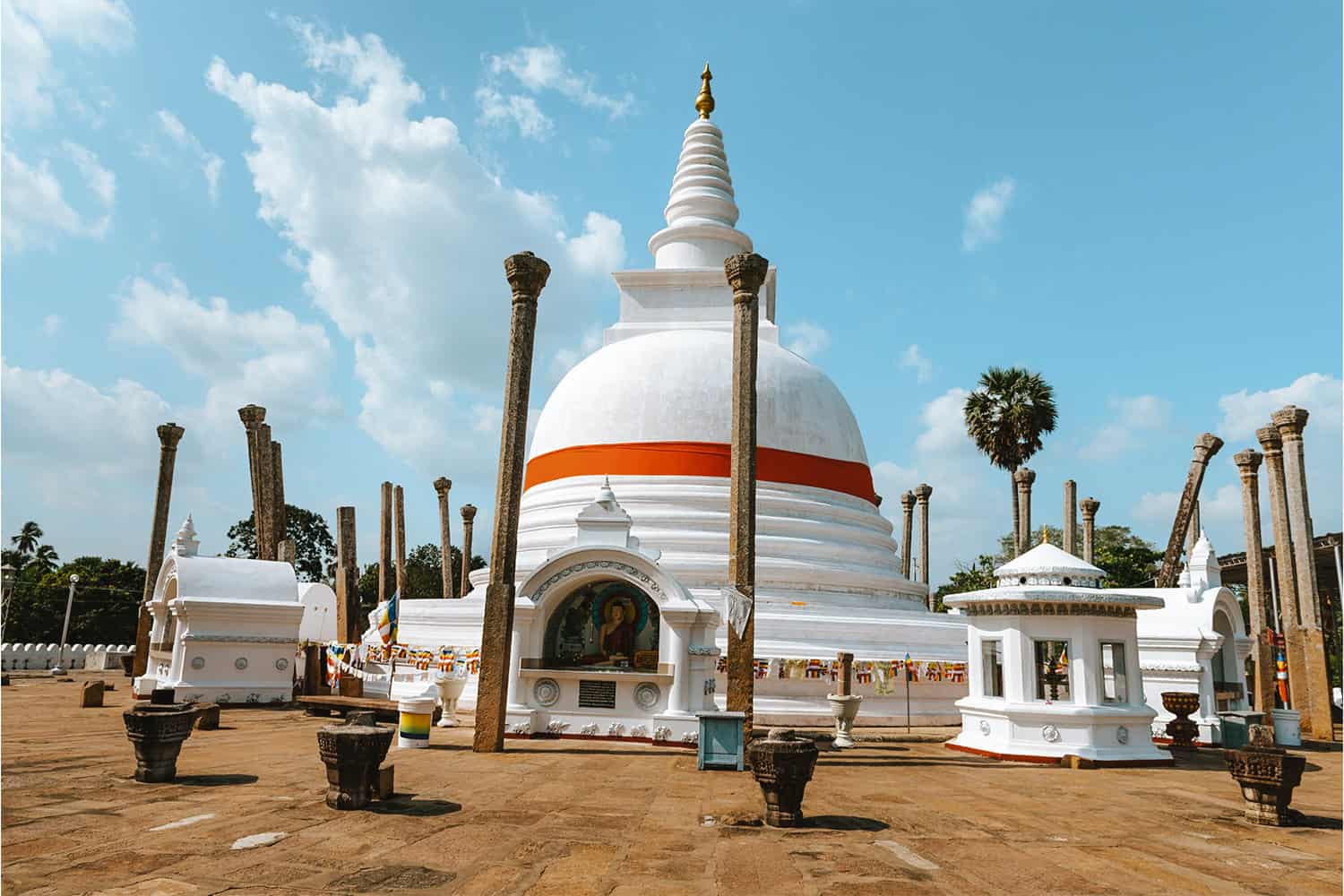 Temples of the Anuradhapura Kingdom Thupamaharama-Stupa