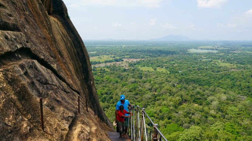 11 Things to do in Sigiriya with Pictures - Travellers Isle