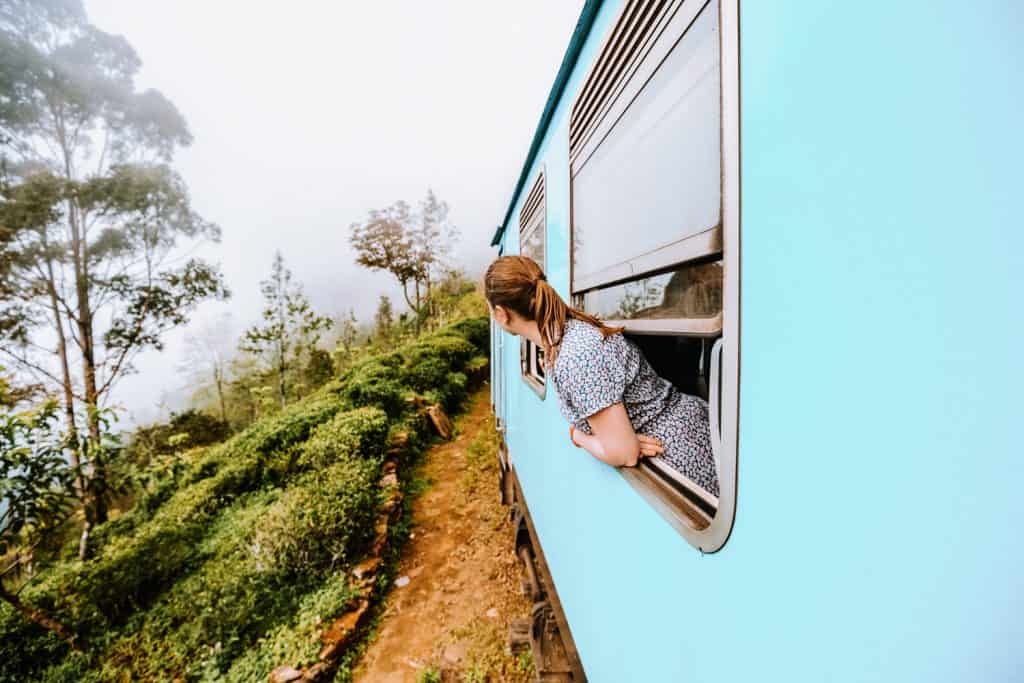 Kandy to Ella Train Journey | Travel Tips - Travellers Isle