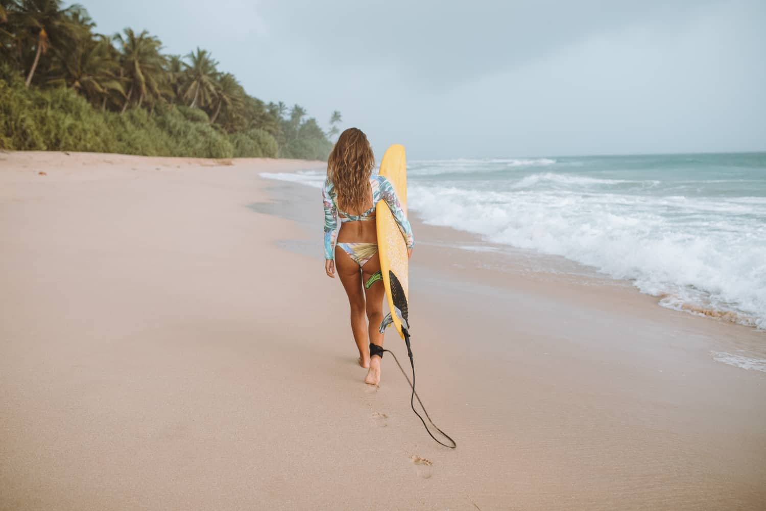 Surfing in Arugam Bay