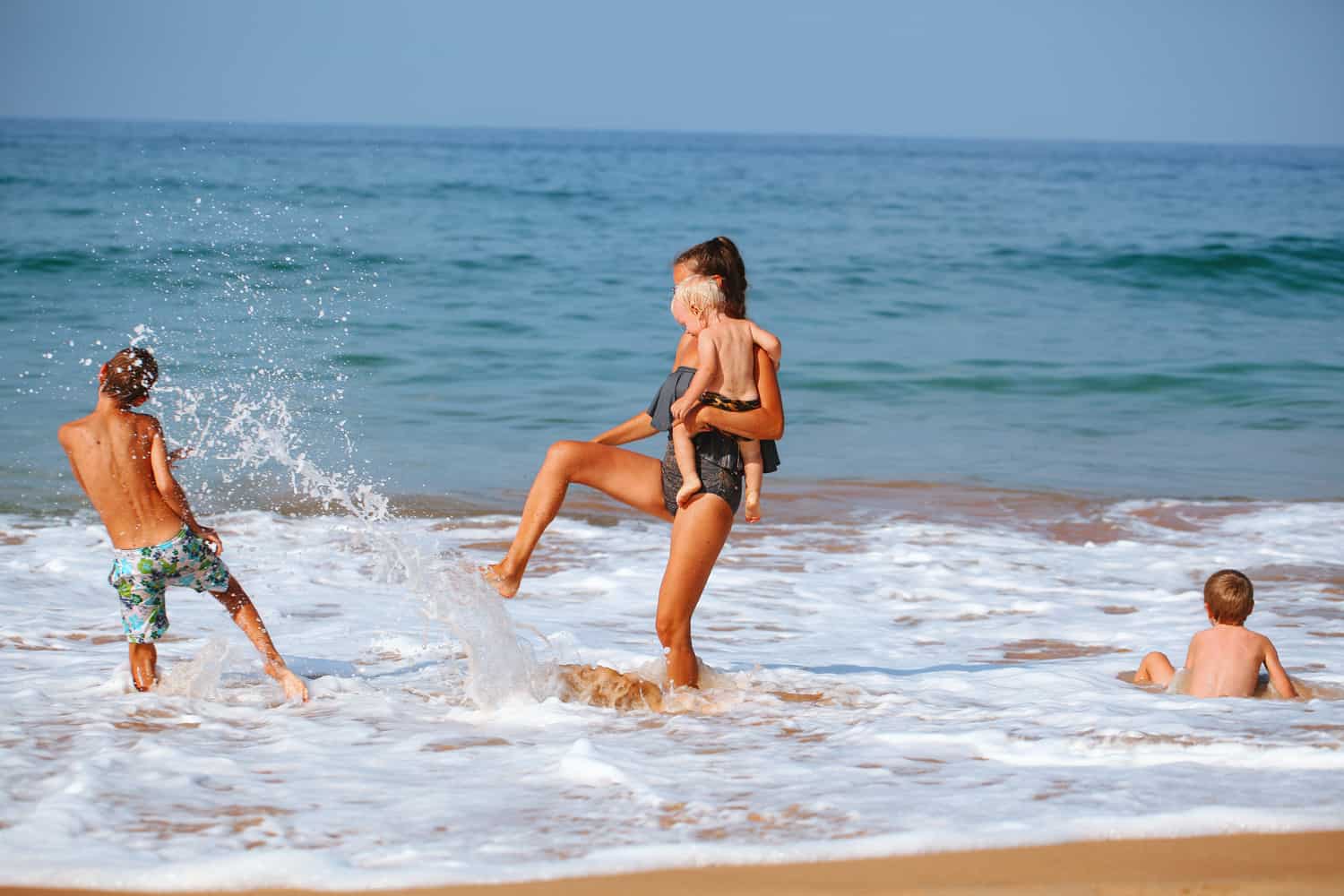 Sri Lankan beaches with toddlers